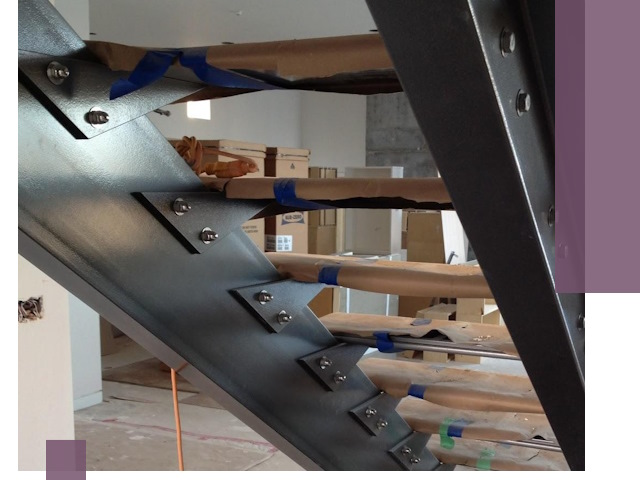 Усиление лестничных конструкций и усиление опор в Новошахтинске