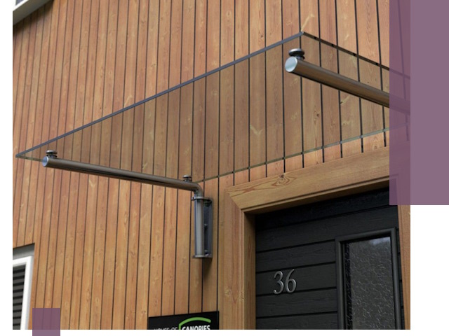 Стеклянные козырьки на входы и фасады в Новошахтинске