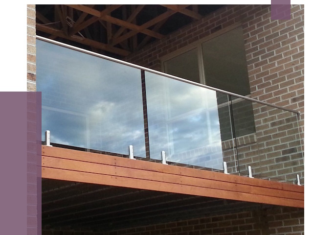 Стеклянные парапеты на крыше и террасе в Новошахтинске от 11718 руб. | ПРОЛЁТ-Нвш